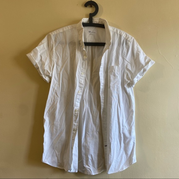 Gap White Short Sleeve Button Down - Picture 1 of 3